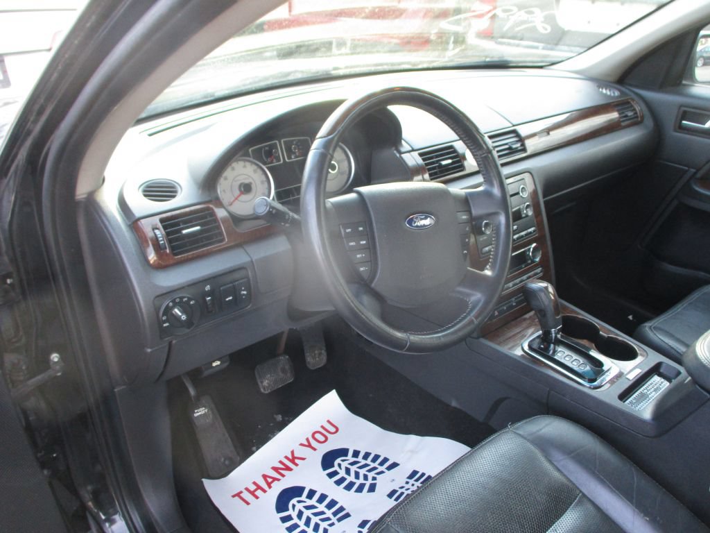 Used 2009 Ford Taurus Limited AWD/4WD image 10