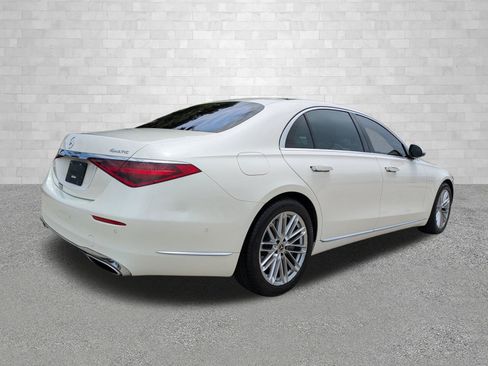 Used 2021 Mercedes-Benz S 580 4MATIC Sedan image 2