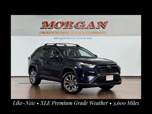 Used 2025 Toyota RAV4 XLE Premium w/ Weather Package AWD/4WD image 1