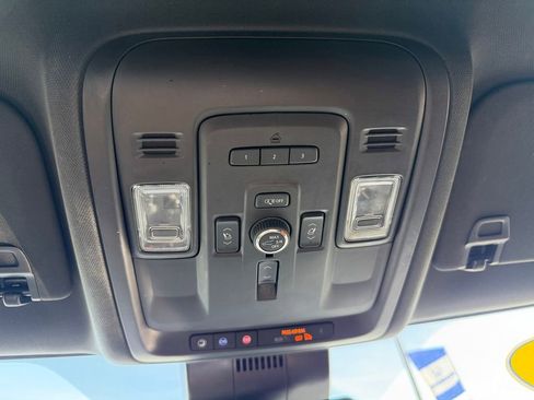 Used 2023 Chevrolet Tahoe Premier image 42