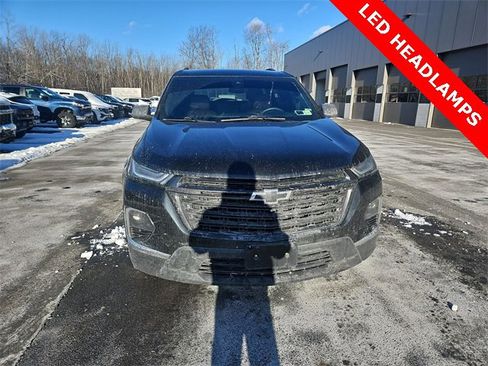Used 2022 Chevrolet Traverse LS w/ Midnight/Sport Edition image 6
