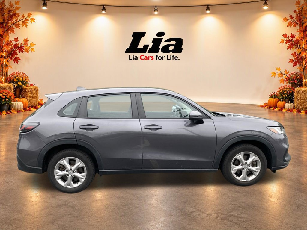 Used 2023 Honda HR-V LX image 2
