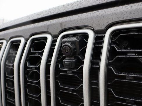 New 2026 Jeep Wrangler Unlimited Sahara AWD/4WD image 6