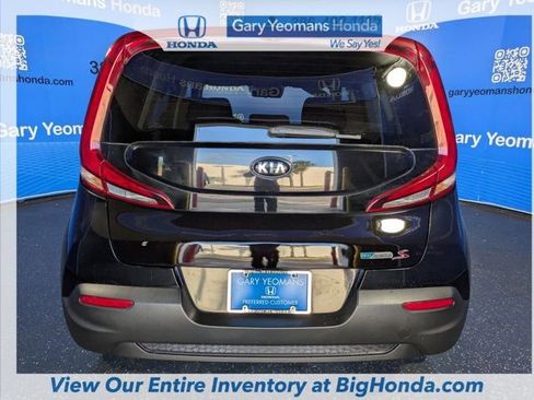 Used 2021 Kia Soul S image 5