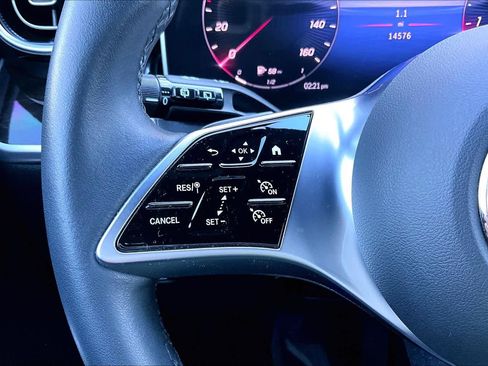 Used 2024 Mercedes-Benz GLC 300 GLC 300 image 24