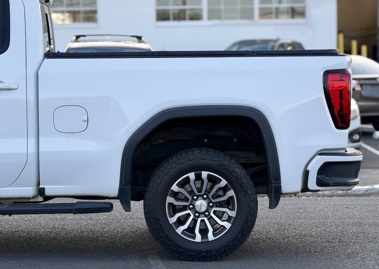 Used 2021 GMC Sierra 1500 AT4 w/ Technology Package AWD/4WD image 15