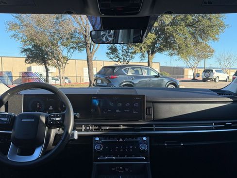 Used 2025 Hyundai Santa Fe SEL image 33