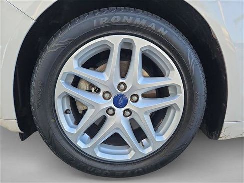 Used 2016 Ford Fusion SE w/ Equipment Group 202A FWD image 23