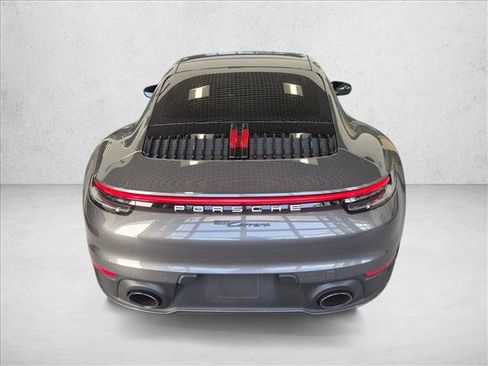 Used 2022 Porsche 911 Carrera RWD image 5
