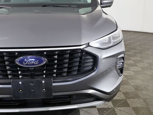 Used 2024 Ford Escape Platinum AWD/4WD image 14
