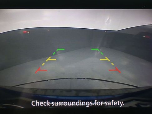 Used 2022 Nissan Rogue S image 15