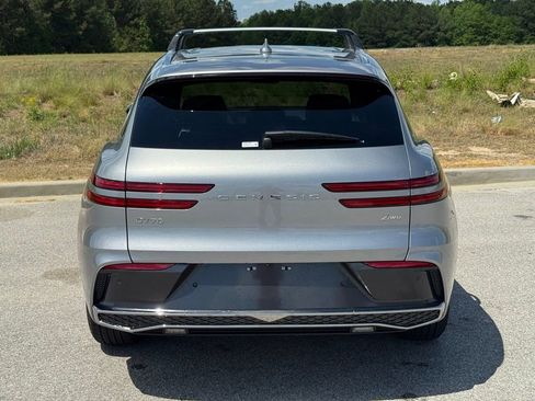 New 2026 Genesis GV70 2.5T Advanced image 12