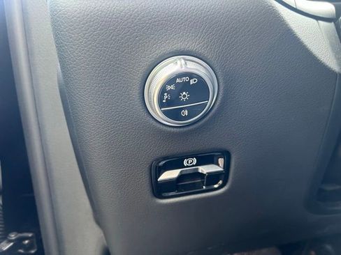 Certified 2023 Mercedes-Benz GLC 300 4MATIC image 16