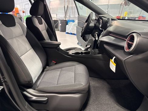New 2026 Chevrolet Trax RS FWD image 32