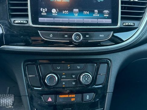 Used 2019 Buick Encore Preferred AWD/4WD image 7