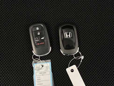 Used 2024 Honda HR-V Sport image 9