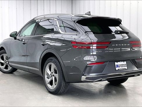 New 2026 Genesis GV70 2.5T Advanced image 5