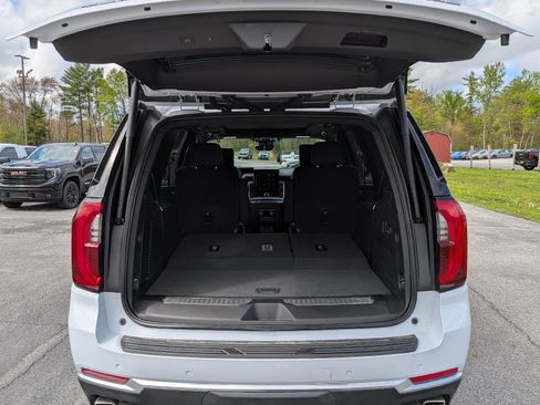 New 2026 GMC Yukon Denali w/ Advanced Technology Package AWD/4WD image 10