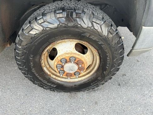 Used 2002 Chevrolet Silverado 3500 LT w/ Off-Road Skid Plate Pkg AWD/4WD image 12