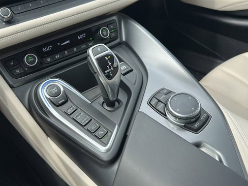 Used 2015 BMW i8 AWD/4WD image 33
