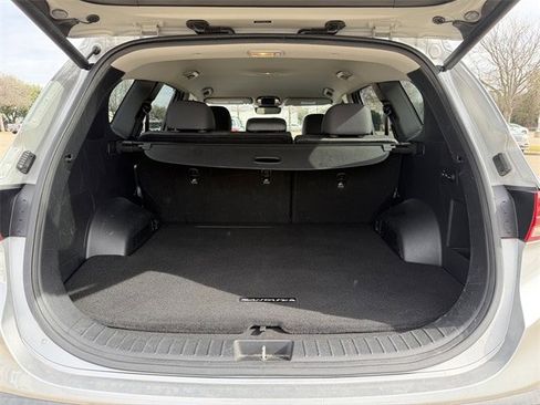 Used 2022 Hyundai Santa Fe SEL w/ Convenience Package image 30