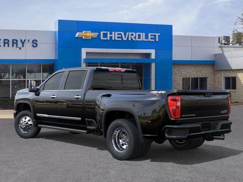 New 2026 Chevrolet Silverado 3500 High Country w/ Technology Package AWD/4WD image 28