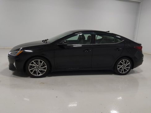 Used 2020 Hyundai Elantra Limited w/ Ultimate Package 03 FWD image 2
