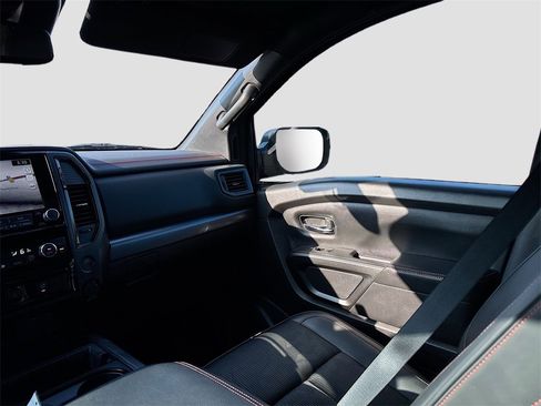 Used 2021 Nissan Titan PRO-4X w/ Off Road Protection Package image 23