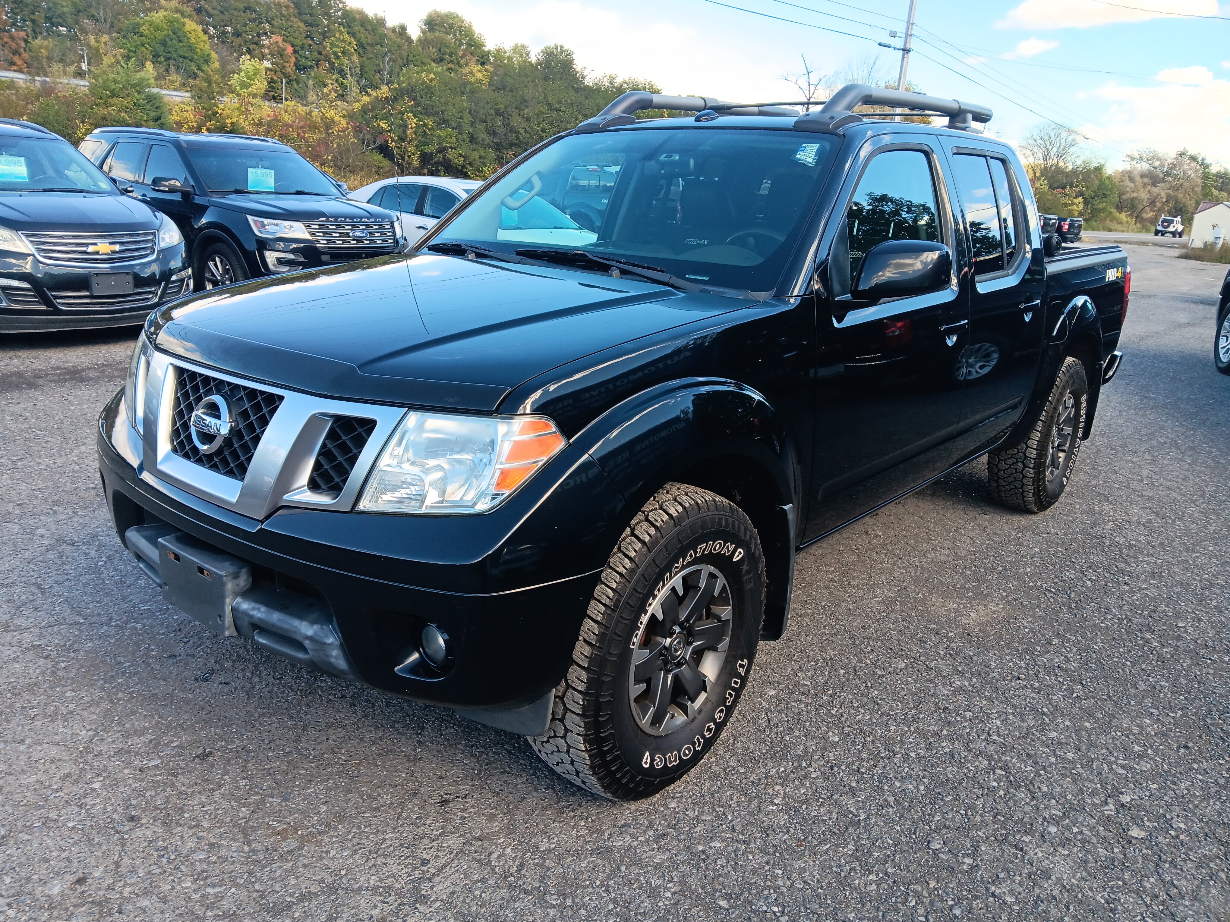 Used 2014 Nissan Frontier PRO-4X w/ Pro-4x Luxury Package AWD/4WD image 1