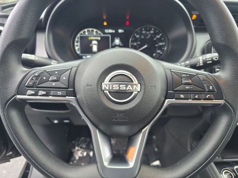 Used 2024 Nissan Kicks SV image 26