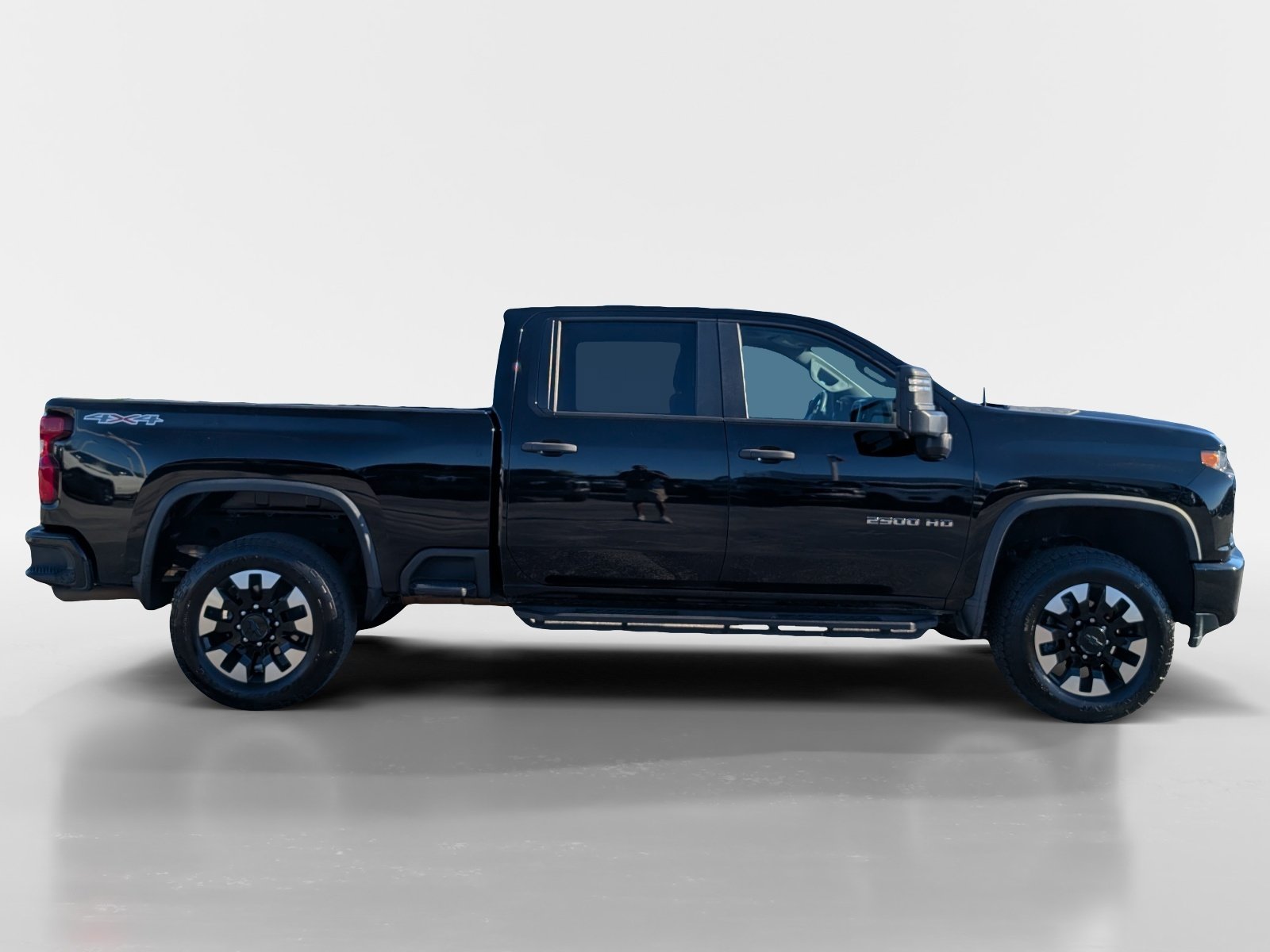 Used 2020 Chevrolet Silverado 2500 Custom w/ Custom Value Package AWD/4WD image 3
