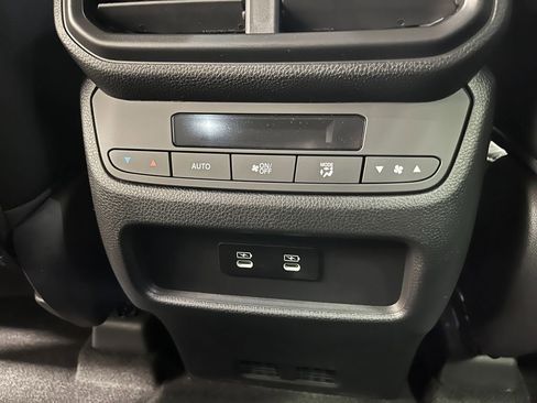 New 2026 Honda Pilot Touring image 26