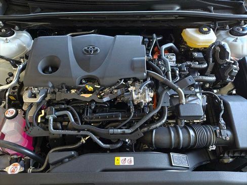 Used 2026 Toyota Camry SE FWD image 22