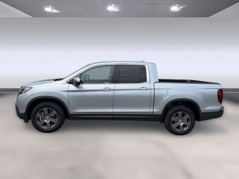 Used 2020 Honda Ridgeline RTL-E image 2