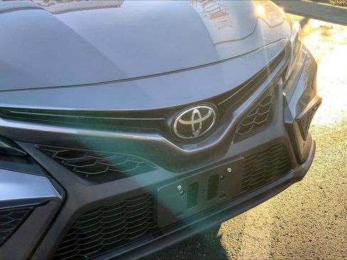 Used 2023 Toyota Camry SE image 32