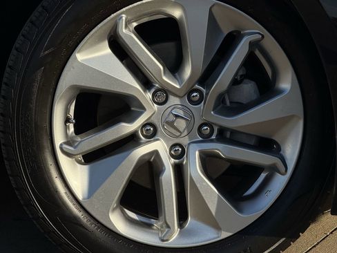 Used 2020 Honda Accord LX image 9