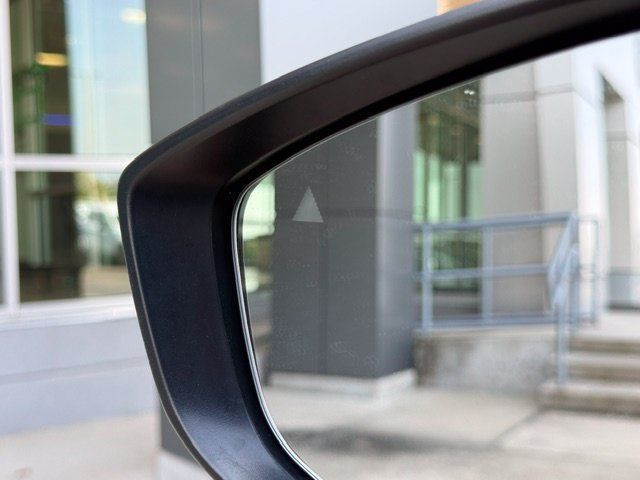 Used 2024 MAZDA CX-30 AWD 2.5 S w/ Preferred Package image 17