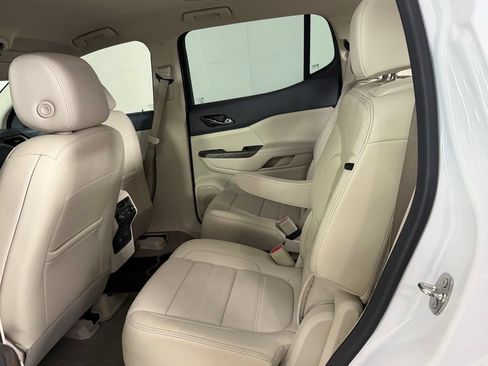 Used 2023 GMC Acadia Denali AWD/4WD image 26