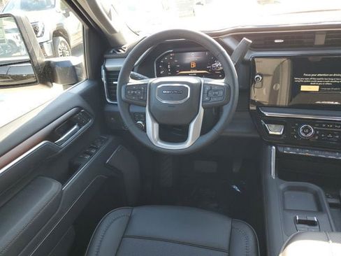 New 2026 GMC Sierra 2500 Denali w/ Denali Reserve Package AWD/4WD image 14