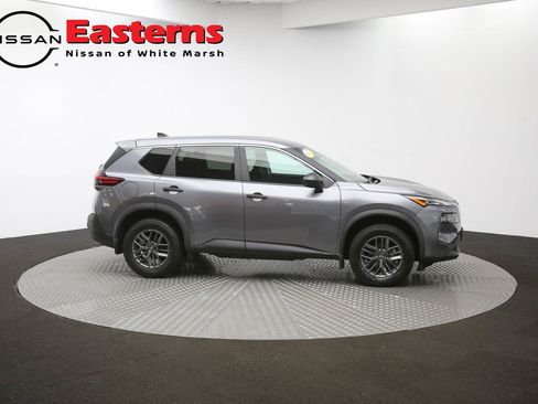 Used 2023 Nissan Rogue S image 94