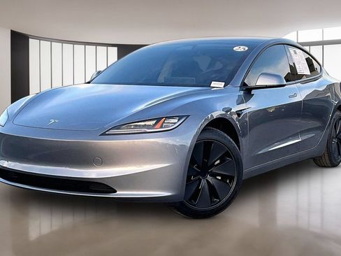 Used 2025 Tesla Model 3 Long Range RWD image 1