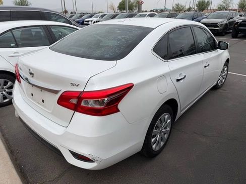 Used 2017 Nissan Sentra SV image 3