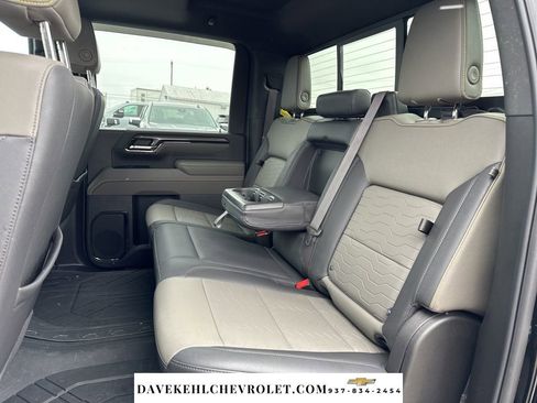 Used 2024 Chevrolet Silverado 2500 ZR2 w/ Technology Package image 19