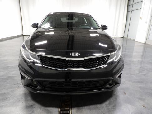 Used 2020 Kia Optima S FWD image 2