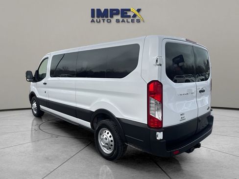Used 2023 Ford Transit 350 XL image 3