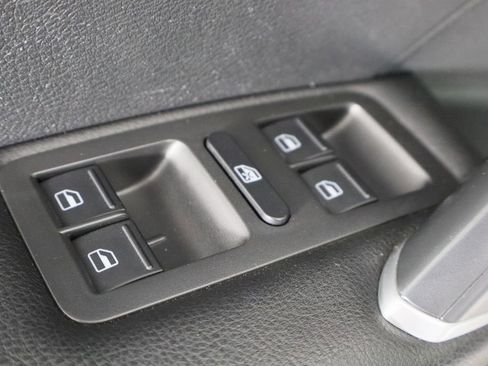 Used 2021 Volkswagen Passat 2.0T S image 22