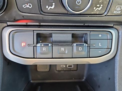 Used 2023 GMC Acadia Denali image 23