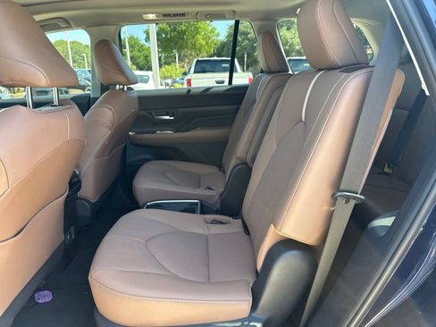Used 2026 Toyota Grand Highlander AWD image 5