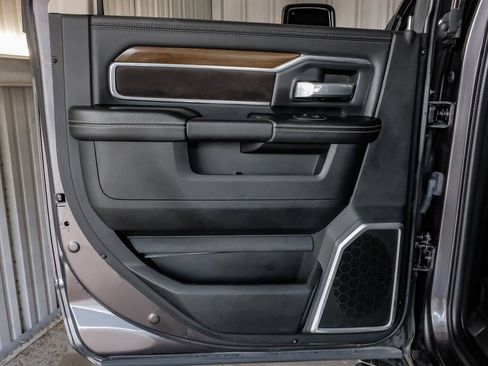 Used 2023 RAM 2500 Laramie AWD/4WD image 45