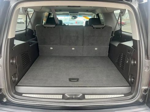 Used 2016 Chevrolet Suburban LTZ AWD/4WD image 22